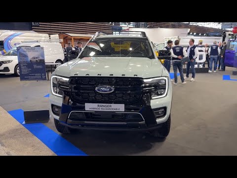 Ford Ranger Stormtrak Double Cab PHEV 2026 Interior and Exterior   Solutrans 2025