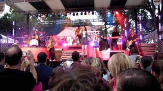 Miranda Cosgrove - "Brand New You" - Live (HD) 2011 - Binghamton, NY