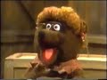 Sesame Street Singing London Bridge