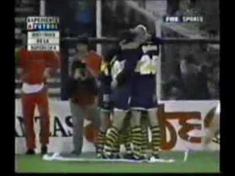 Gol de Hernandez a Colo Colo (Boca 1-Colo Colo 2 24-09-97)
