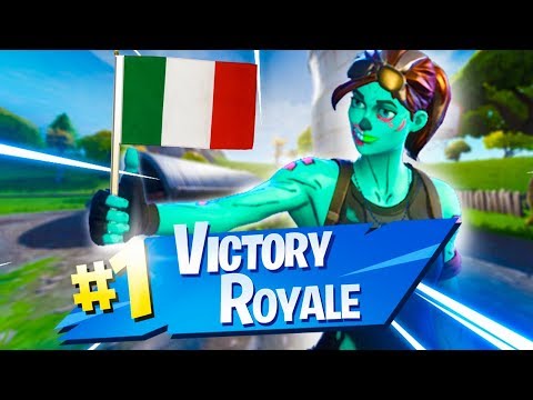 VITTORIA REALE IN UNA LOBBY DI ITALIANI