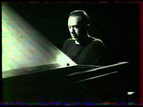 (Artistic Cameras) Alexis Weissenberg plays Petrouchka - Stravinsky (complete)