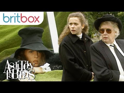 Patsy and Eddie Accidentally Go Grave Diving | Absolutely Fabulous