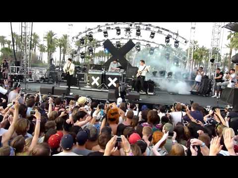 The XX - Intro - Live @ Coachella 2010 Part 1/10