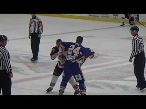 Hockey Fights /Gaby Roch vs David Lacroix