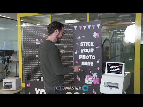 Photo Mosaic Wall: 'Hashtag Printer' as a Source