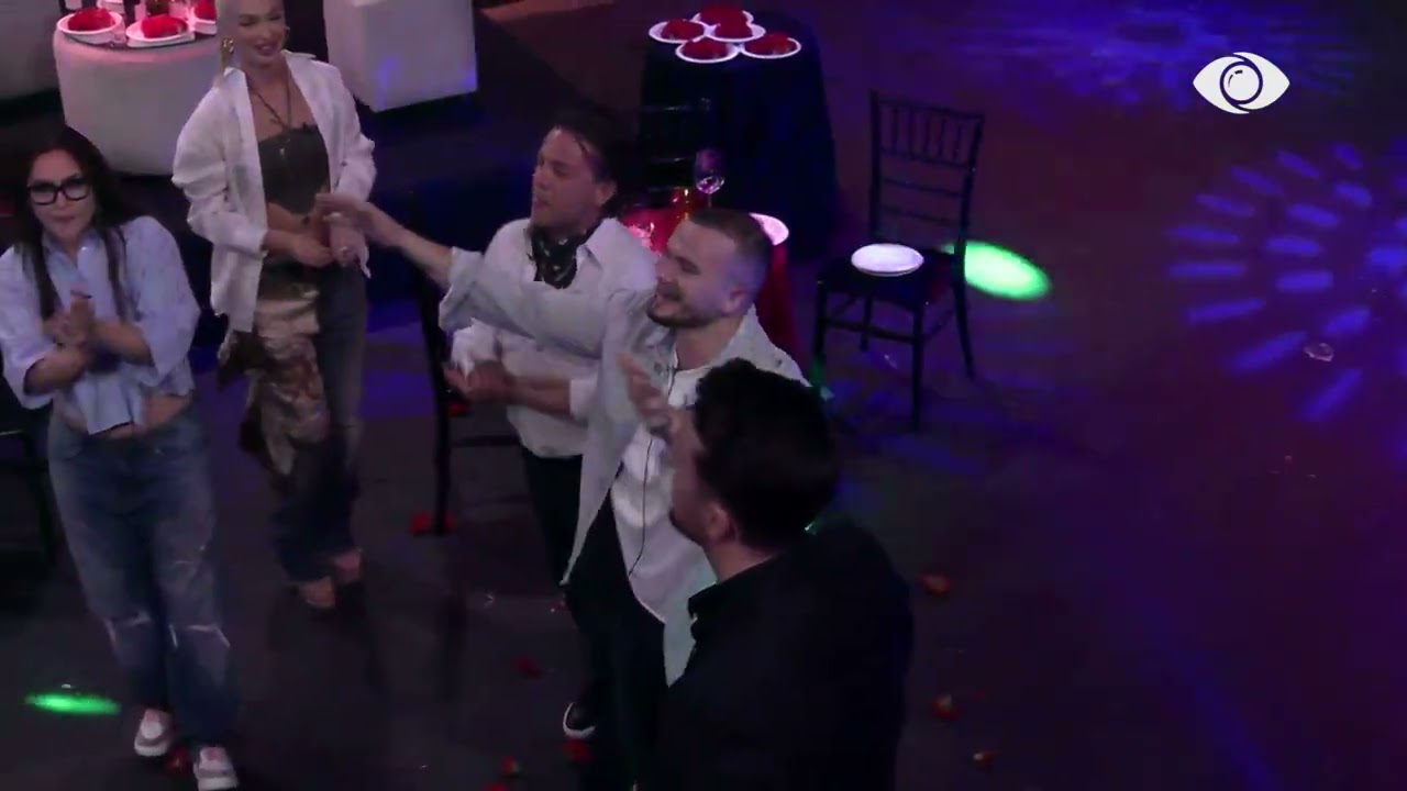 Laerti kërcen me Valbonën, Jozi iu hedh petale trëndafilash