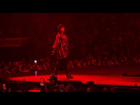 Billie Eilish - LUNCH / Live at BOK Center ( Tulsa, OK 11/11/25 )