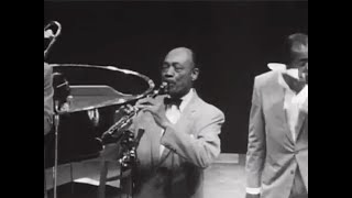 Live Clip Louis Armstrong, Edmond Hall The Bucket's got a hole in it England 1956