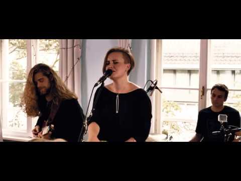 Clara Clasen & Band - "Walk With Me" | Live Acoustic Session