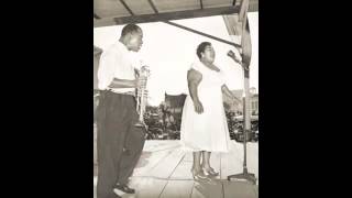 Louis Armstrong / Velma Middleton (live 1955) - Baby Its Cold Outside