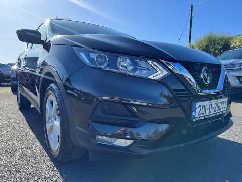 Nissan Qashqai DIG-T ACENTA PREMIUM - Image 2