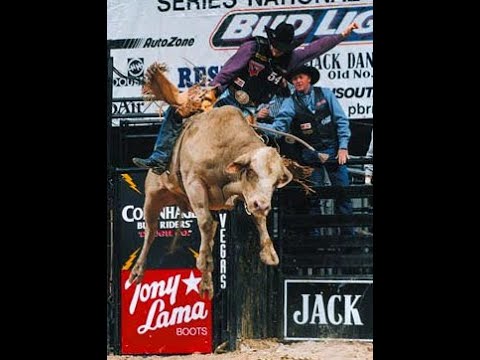 Sky King bucks Ty Murray - 98 PBR Finals