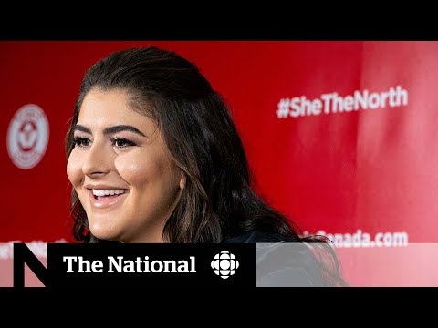 Bianca Andreescu plays virtual tennis, chess during COVID-19 lockdown