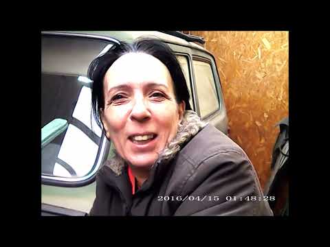 Feleségem szerel #3 Lada Niva kompresszió mérése.