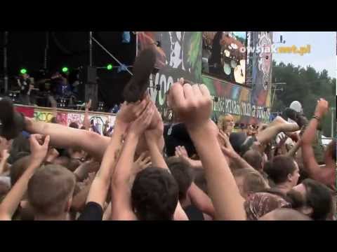 Happysad - woodstockowa publiczność podczas koncertu na Przystanku Wodstock