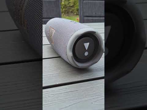 JBL Charge 5 (sound/bass test)
