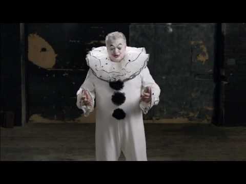 Sam Taylor-Wood - Vesti la Giubba