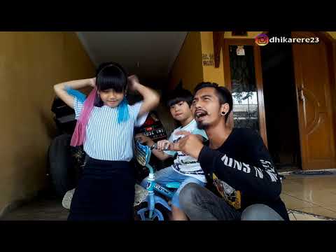 ada-anak-bertanya-pada-bapaknya-ketika-menggunakan-hak-untuk-pemilu