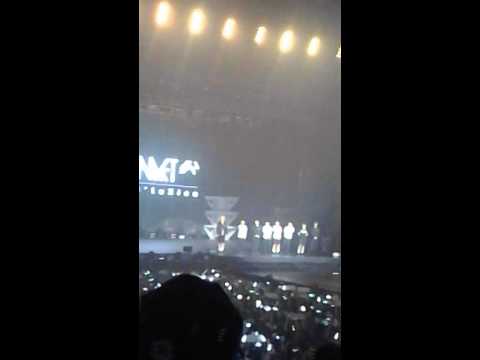 EXO PLANET: THE EXO’LUXION LIVE IN MANILA DAY 1 Fancam #20