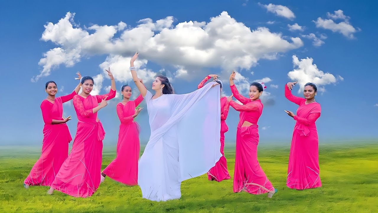 #viral मैं तो करती हूं तुमसे प्यार || Singer Arti Kumari || New Nagpuri Girls Dance Video ||