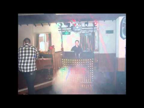 DJ Collins - YEAH 3x Remix