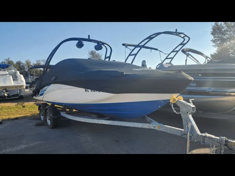 Yamaha Boats AR210 video