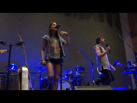 Cristian y Lucia - A Veces Me Parece (Ensayo - Cover Ariztia)