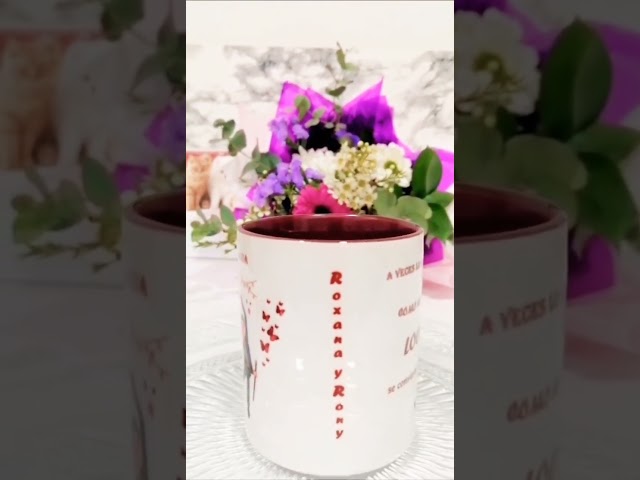 Vídeo relacionado con La Huella Taza personalizada Pósters Cine de Terror. Para todos los amantes del cine de los chillidos y temblores.