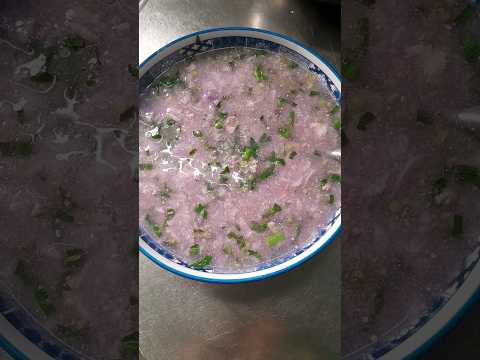 canh khoai mỡ nấu thịt bằm rất dễ ăn, có thể nạo hoặc xắt miếng ăn rất ngon.