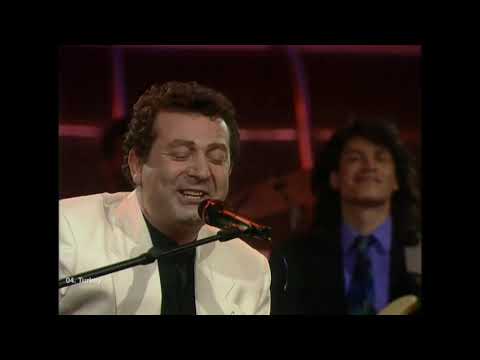 Turkey 🇹🇷 - Eurovision 1990 - Kayahan - Gozlerinin Hapsindeyim