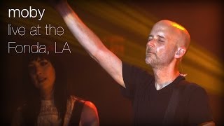 Moby - Raining Again (Live from The Fonda, L.A.)