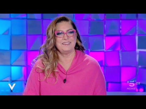 Verissimo, Romina Power svela un retroscena su Al Bano Mi ha fatto bruciare tutte le lettere Un g064