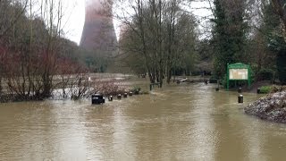 preview picture of video 'Severn River Flooding in Coalbrookdale & Ironbridge Tues 11th Feb'