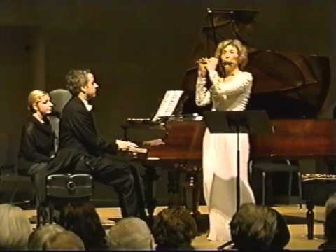 Tambourin Chinois by Fritz Kreisler - Paula Robison, piccolo