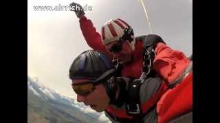 preview picture of video 'Fallschirmspringen Klatovy von Skydive airrich'