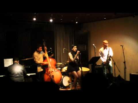 MONITA Aku Disini Untukmu