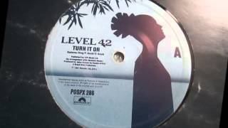 Level 42  - Turn it on. 1981 (12" UK Classic)