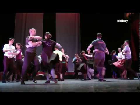 Vadrózsa a "függöny" mögött