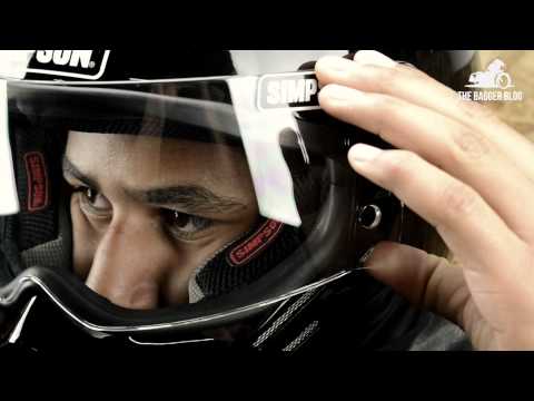 VTWINNOW.COM - Simpson M30 Bandit Motorcycle Helmet