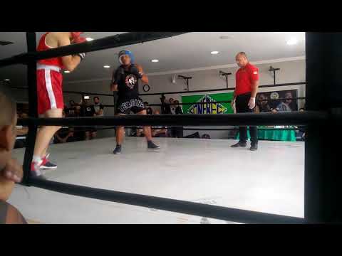Luta de boxe (FABRÍCIO TEIXEIRA)