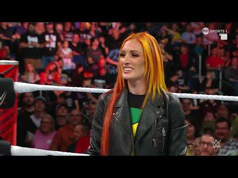 FULL SEGMENT: Trish Stratus & Becky Lynch Face-To-Face ahead of Payback | WWE RAW 08/21/23
