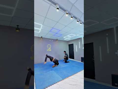 Self-Defence Elbow & Kick Combination Tutorial | Technique & Movement Training💥⚡️#selfdefence #uk