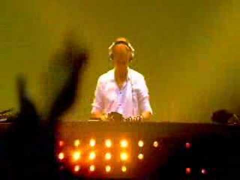 Armin playing 'Body of Teksha' @ Armin Only '08!!