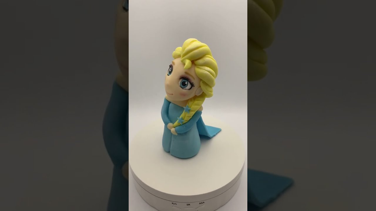 Elsa Frozen Figurine.Cake Toppers.Fondant Elsa.