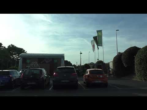 Driving Around 22200 Guingamp, Côtes d'Armor, Brittany, France 29th August 2022