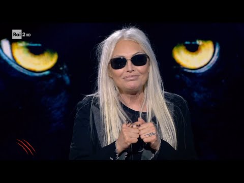 Anna Oxa: "Potrei essere uno squalo, la vera belva è l'essere umano" - Belve 21/02/2023