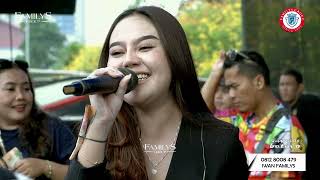 Download lagu Elsa Safitri - Bunga | Familys Group Live Cover HUT Yuasa 50 Tahun Funwalk & Bazzar mp3