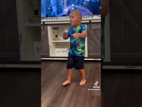 God turn it around! Dance interpretation by child.