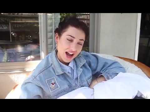 Greta menchi parla in inglese